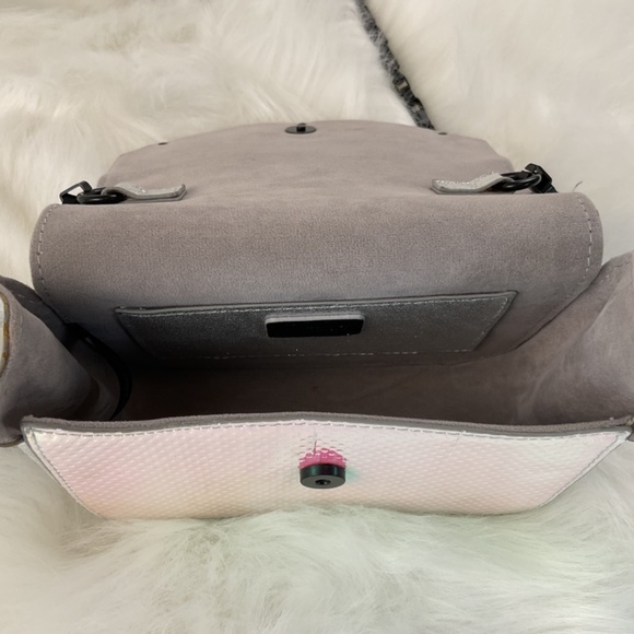 NWOT Circus Sam Edelman Metallic Silver Purse/Black Chain Crossbody Strap/Clutch - Picture 7 of 14